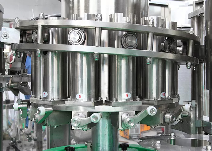 三合一旋轉(zhuǎn)式濃稠液體灌裝機(jī) 三合一旋轉(zhuǎn)式濃稠液體灌裝機(jī)