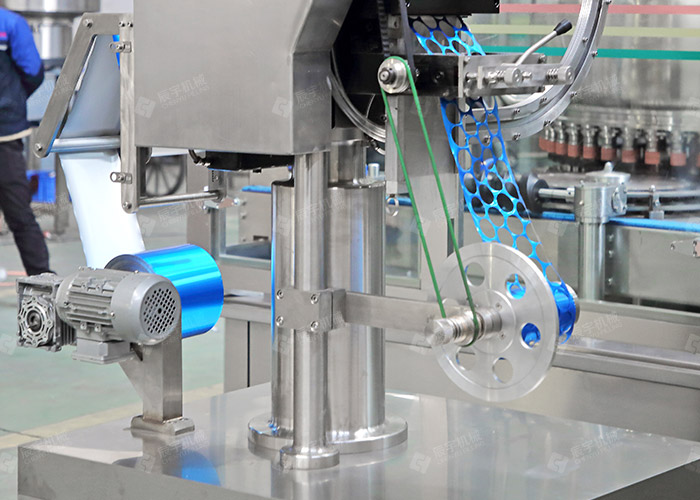 乳飲品鋁箔灌裝機(jī) 乳飲品鋁箔灌裝機(jī)